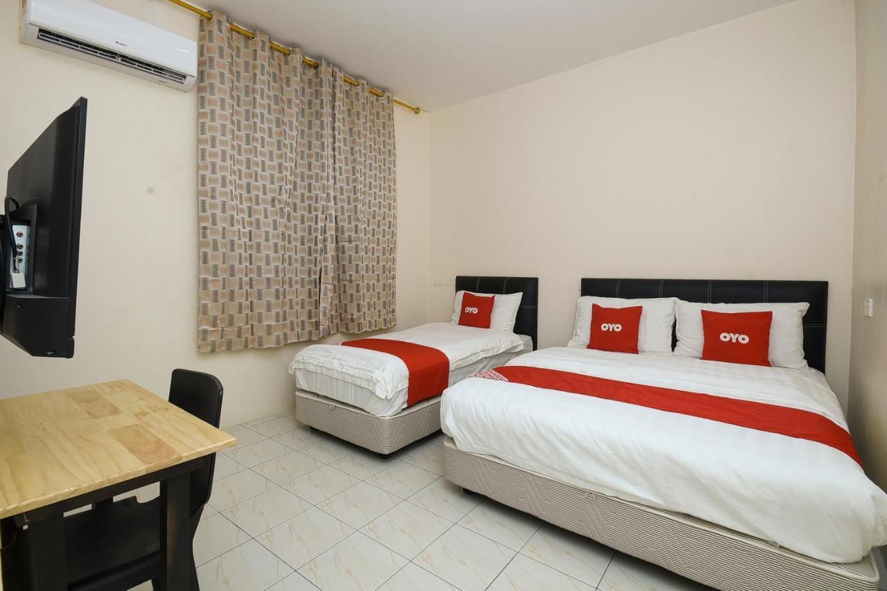 Oyo 90172 Goodwill Homestay Batu Niah Экстерьер фото